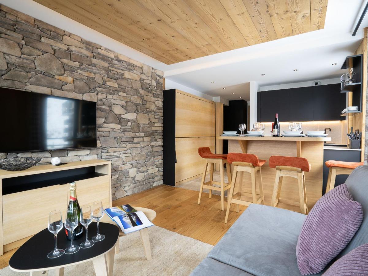 Apartment Les Grandes Platieres - Val Claret-28 By Interhome *